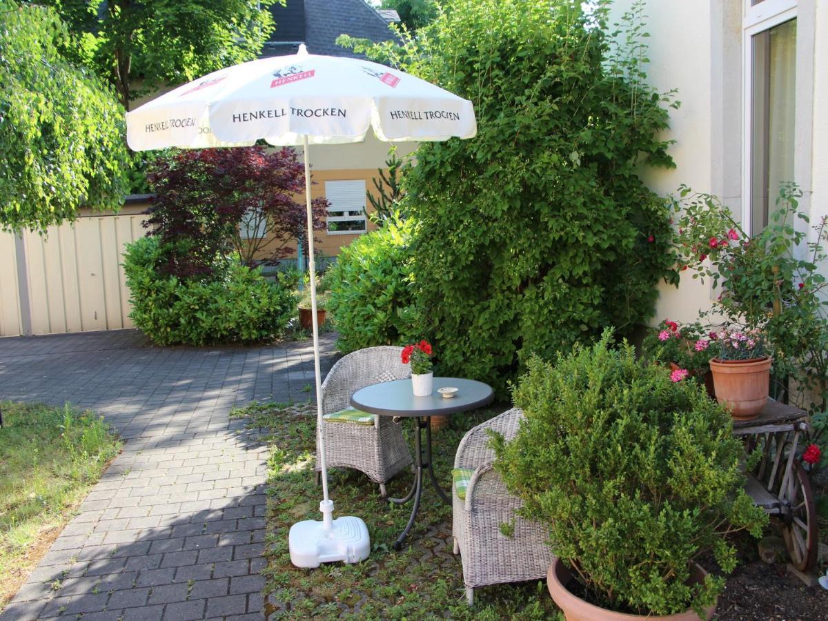 Apartments Und Zimmer Gaestehaus Matthias Dresden Exterior photo